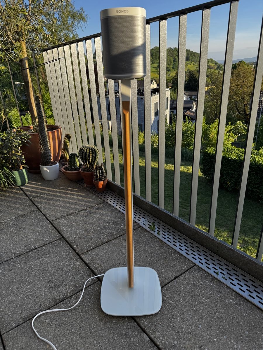 Supporti a parete: Stilvoller Bodenständer zu Sonos Play 1 – Usato da Bülach venduto da Matrixo007 1