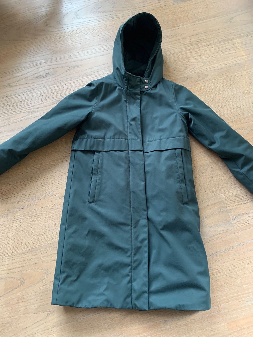 Elvine Cappotti: Superwarmer Winterparka von Elvine – Usato da Winterthur venduto da neelom