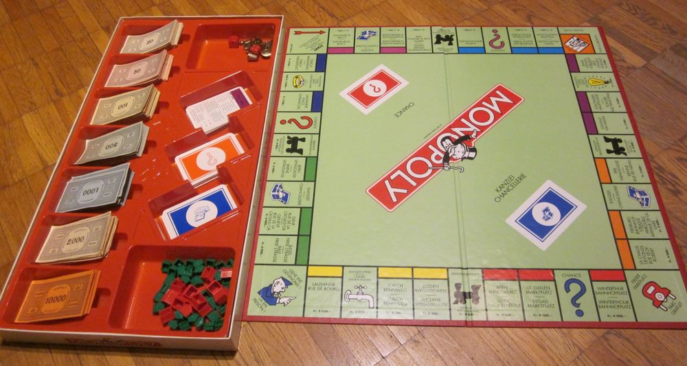 BANANAGRAMS Halloween Edition - Wortspiel Für 2-8 Spieler | Partyspiel Ab 10 Jahren