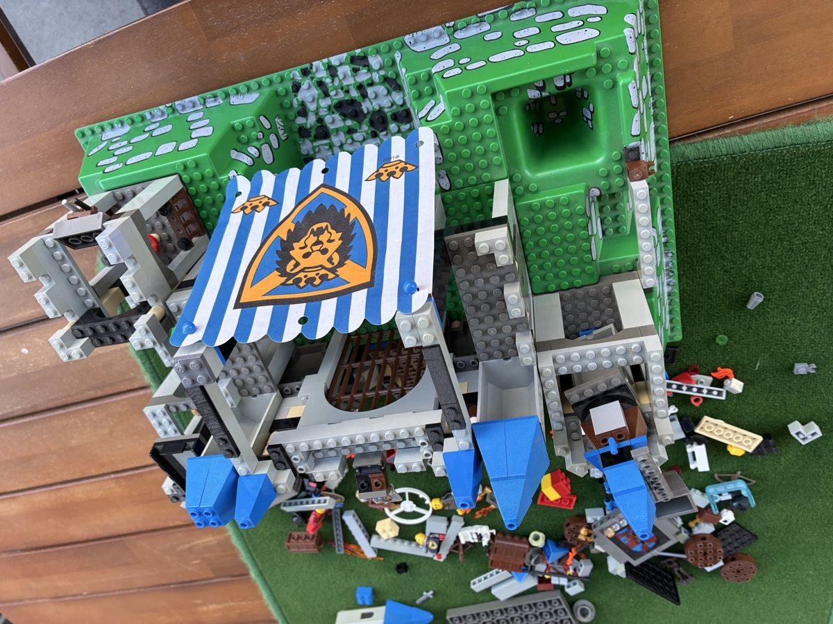 Lego Kit di costruzioni: Lego Burg – Usato da Schüpbach venduto da Tluky 3