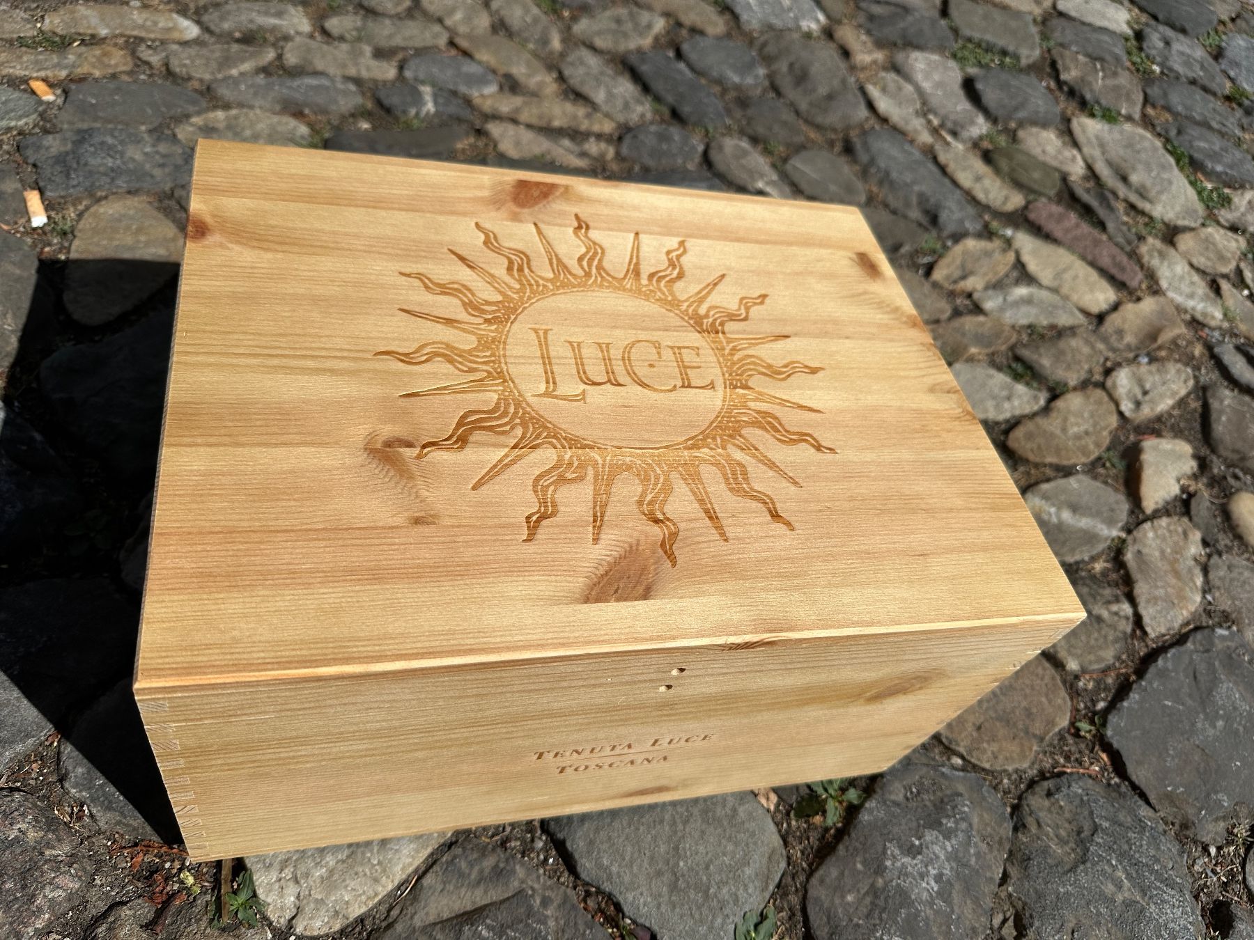 Sonstiges: Schöne Weinkiste Luce Klappdeckel – Gebraucht aus Zürich von atlantis77 6
