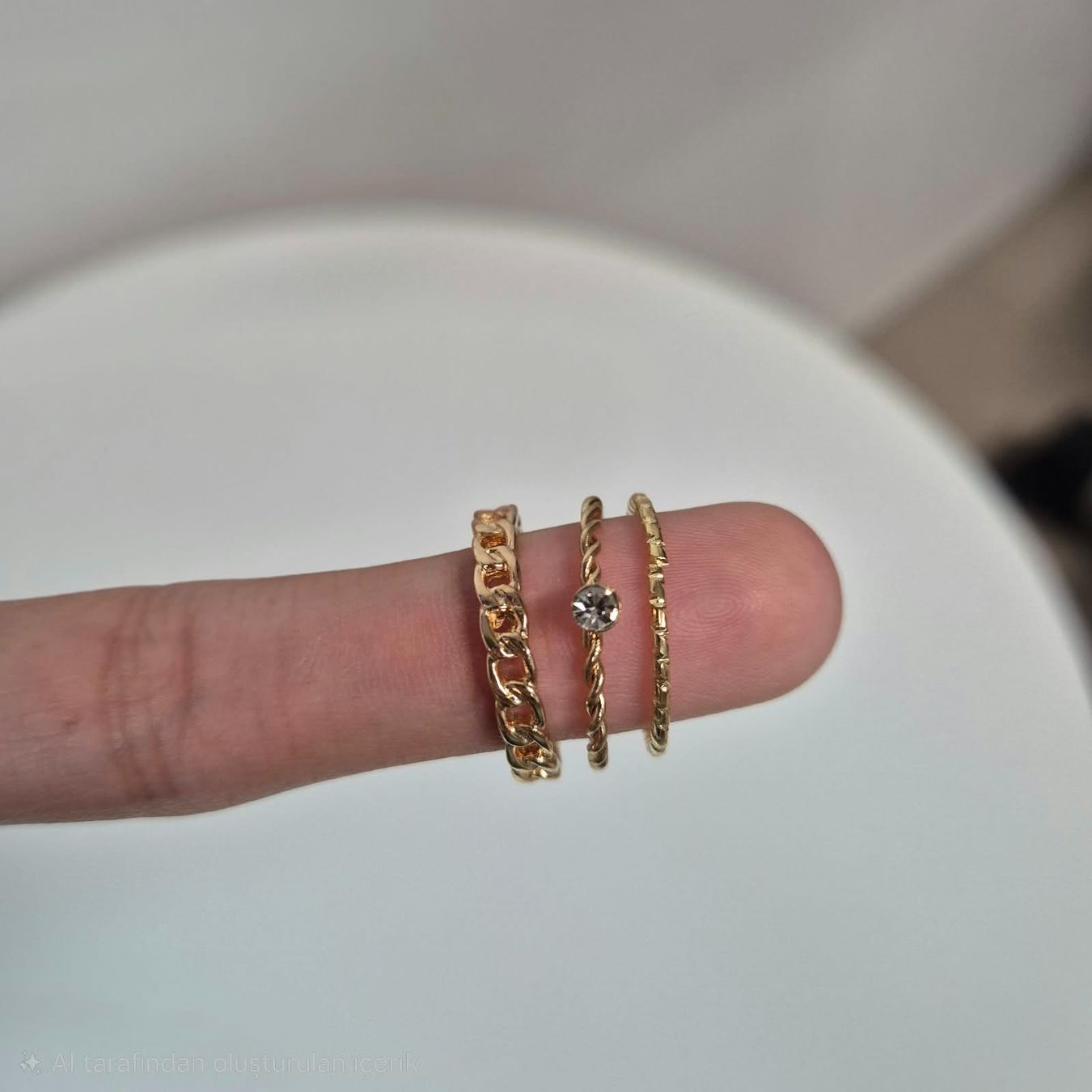 Ringe: Ring Set goldfarben mit Stein 3 Stück – Neu und originalverpackt aus Bützberg von akaan