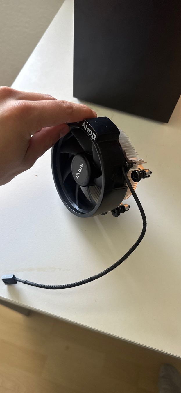 Amd PC: Gaming PC Essentials + Maus & Tastaur – Usato da Niederhünigen venduto da shoel 1