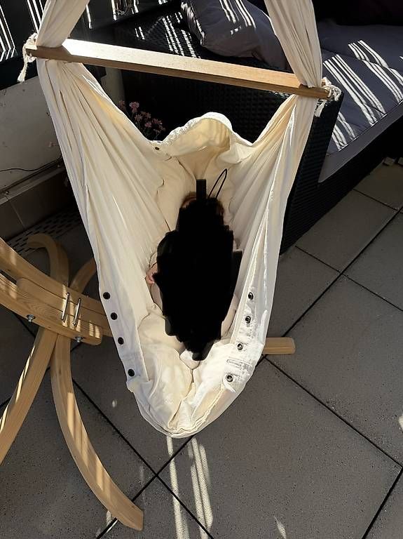 Sdraiette & Sdraiette a dondolo: Federwiege mit Holzgestell ohne Motor – Usato da Zürich venduto da PaulaMsh 3