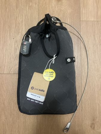 Travelsafe/ Pacsafe 5l *NEU