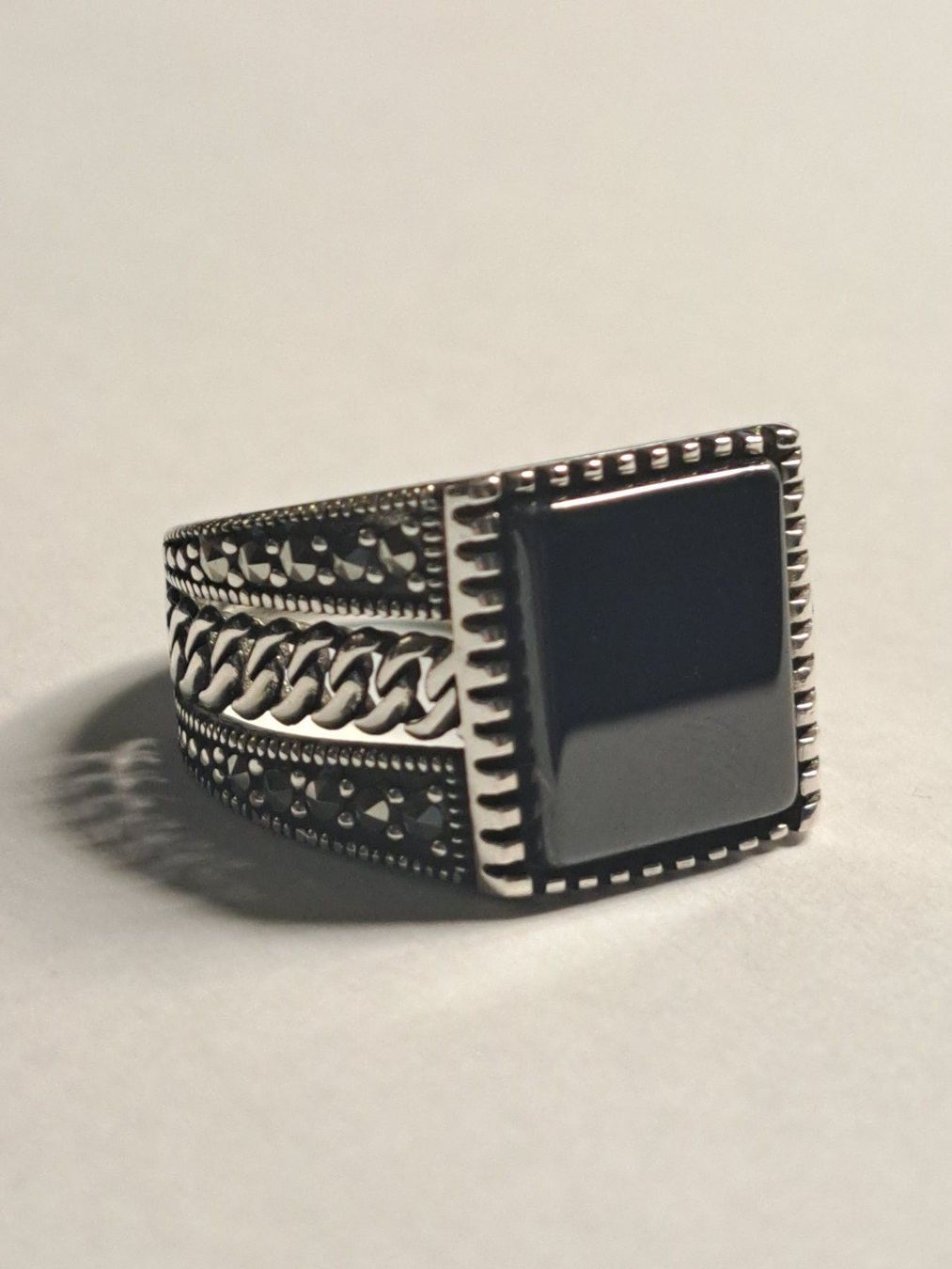 Ringe: 0008 - Bague en argent, Onyx, taille 57 – Neu und originalverpackt aus Neuchâtel von NIDAVELIR
