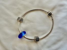 Pandora Armband mit Charms