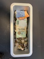 Lotto di monete e banconote marocchine da collezione
