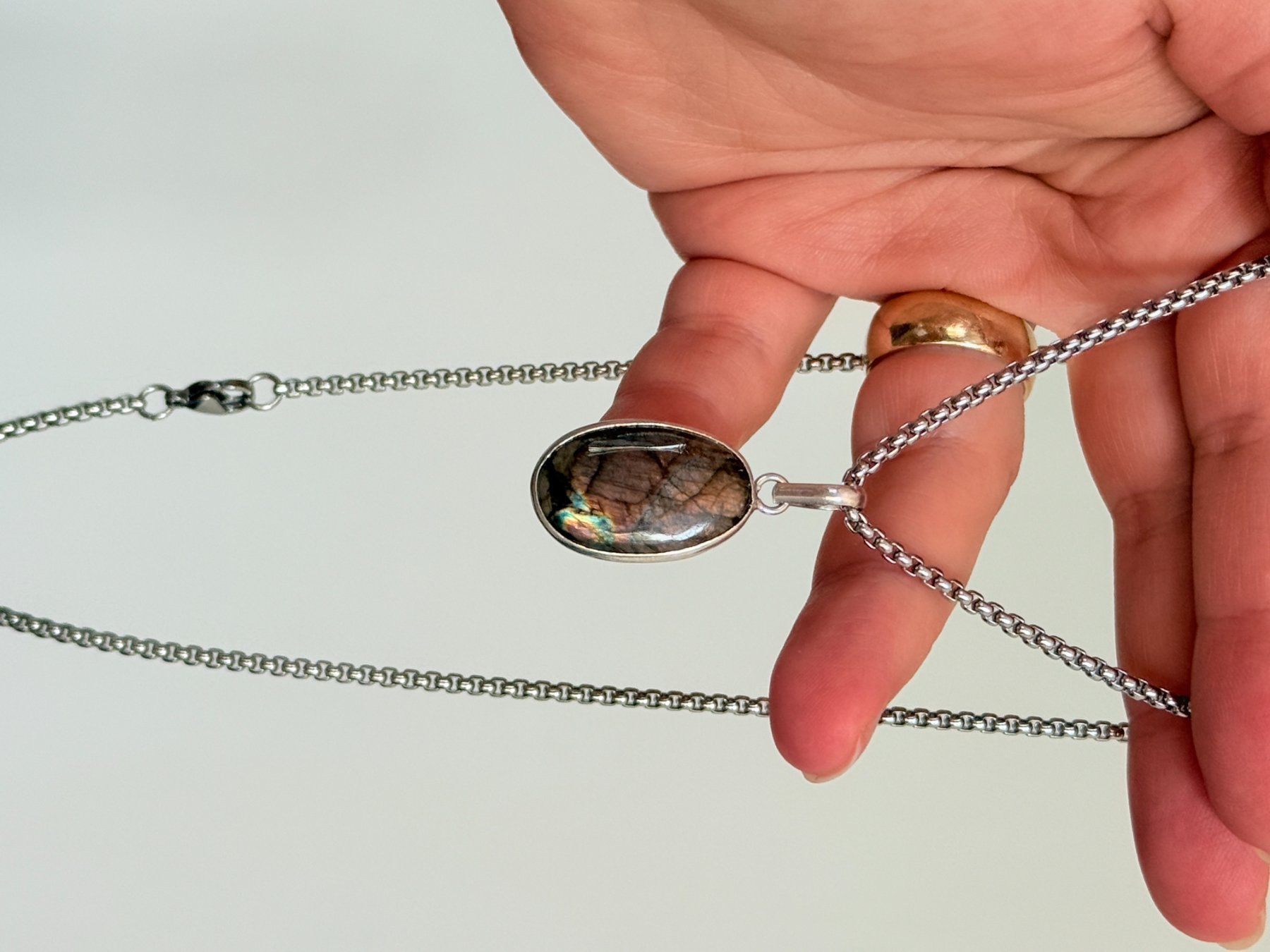 Catenine: Fashionable labradorite necklace – Nuovo e nell'imballaggio originale da Genève venduto da AGBERG 8