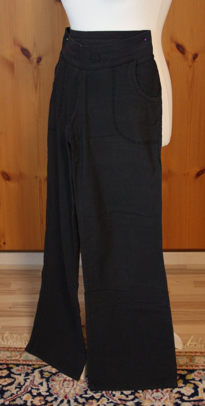 Hosen: Hose VERA MODA schwarz m. elastischem Bund Gr. L – Gebraucht aus Flüelen von Diversicum-Textil 1