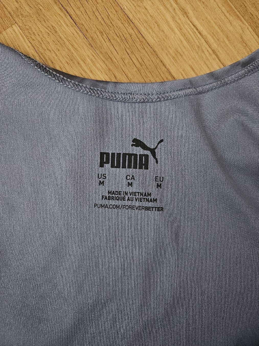 Puma Top: brassière sport puma – Nuovo e nell'imballaggio originale da La Tour-de-Peilz venduto da mar_2r26 2