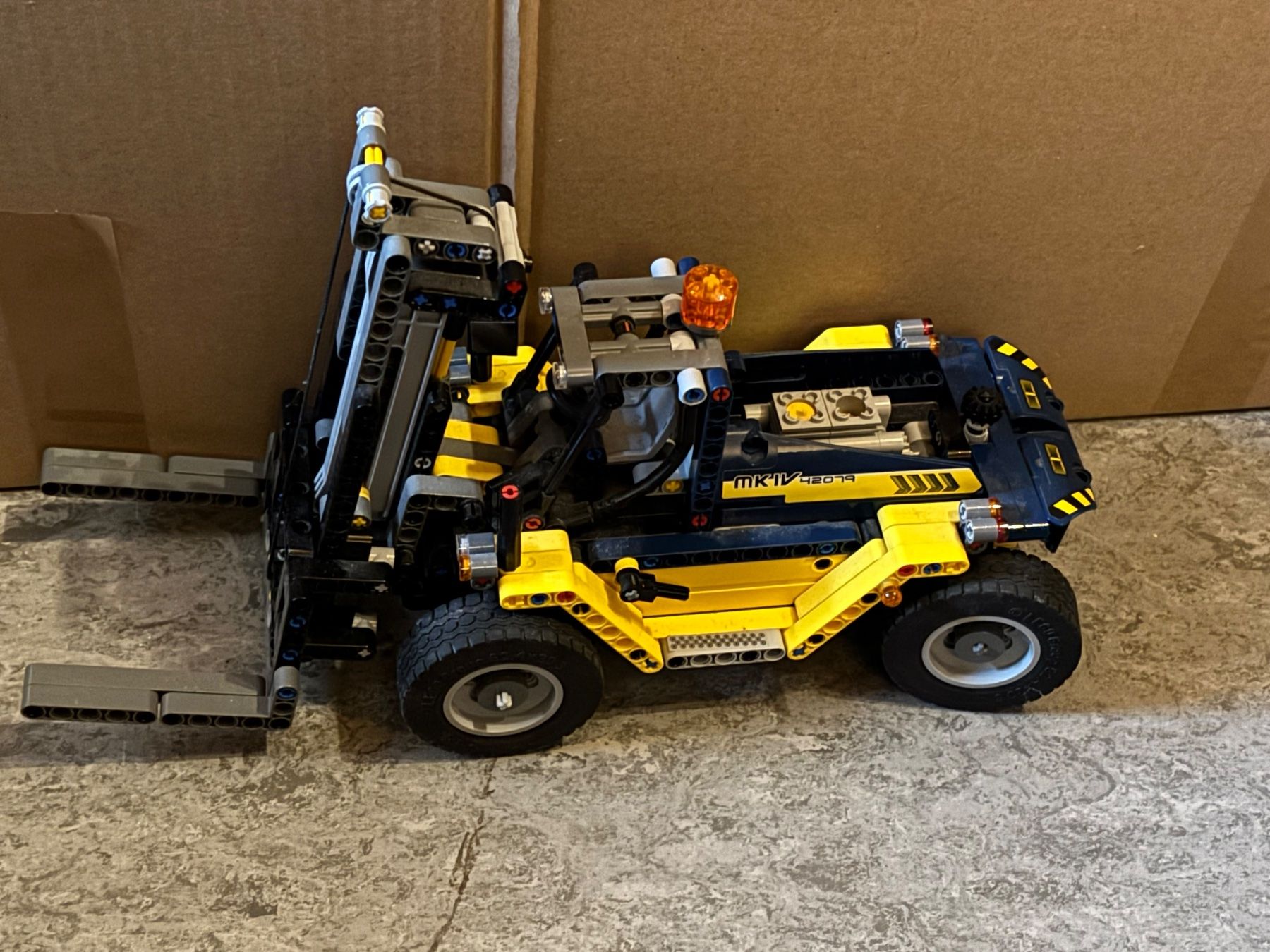 Lego Giocattoli: Lego Technic Stapler 42079 – Usato da Mamishaus venduto da Legofan78 2