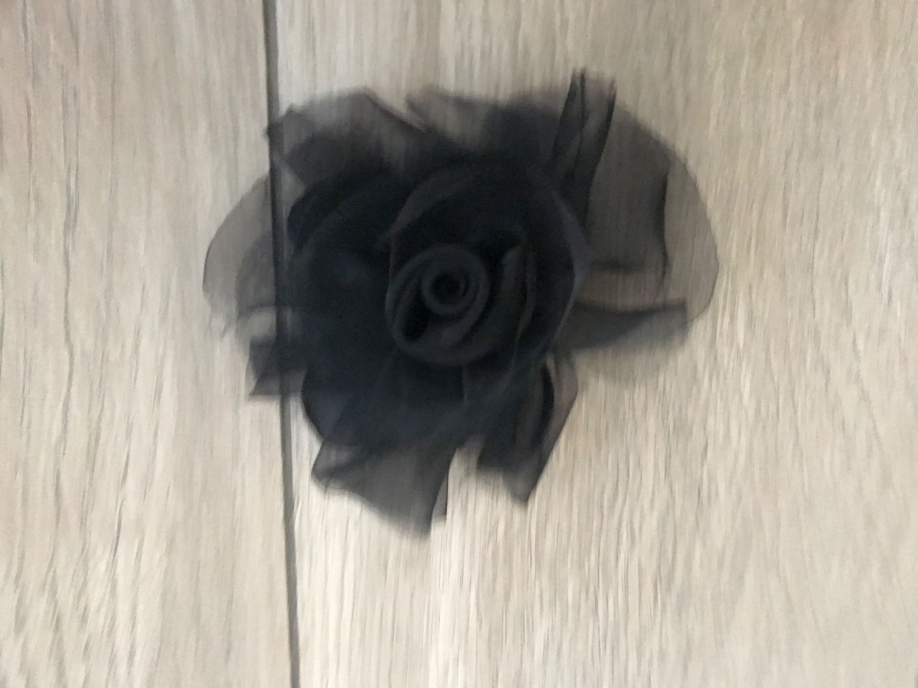 Tutte le decorazioni: Accessory - schwarze Rose für ein Kleid oder Hemd – Usato da Lausanne venduto da opi_92cn 2