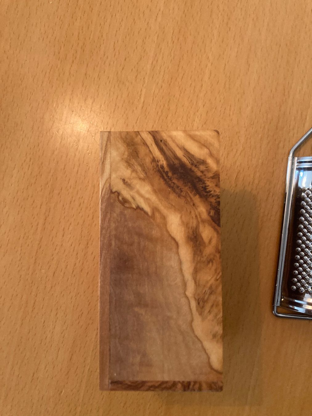 Elettrodomestici da cucina: Käsereibe/ Raffel  mit Holzbehälter, Deko – Usato da Gelterkinden venduto da froggy80 2