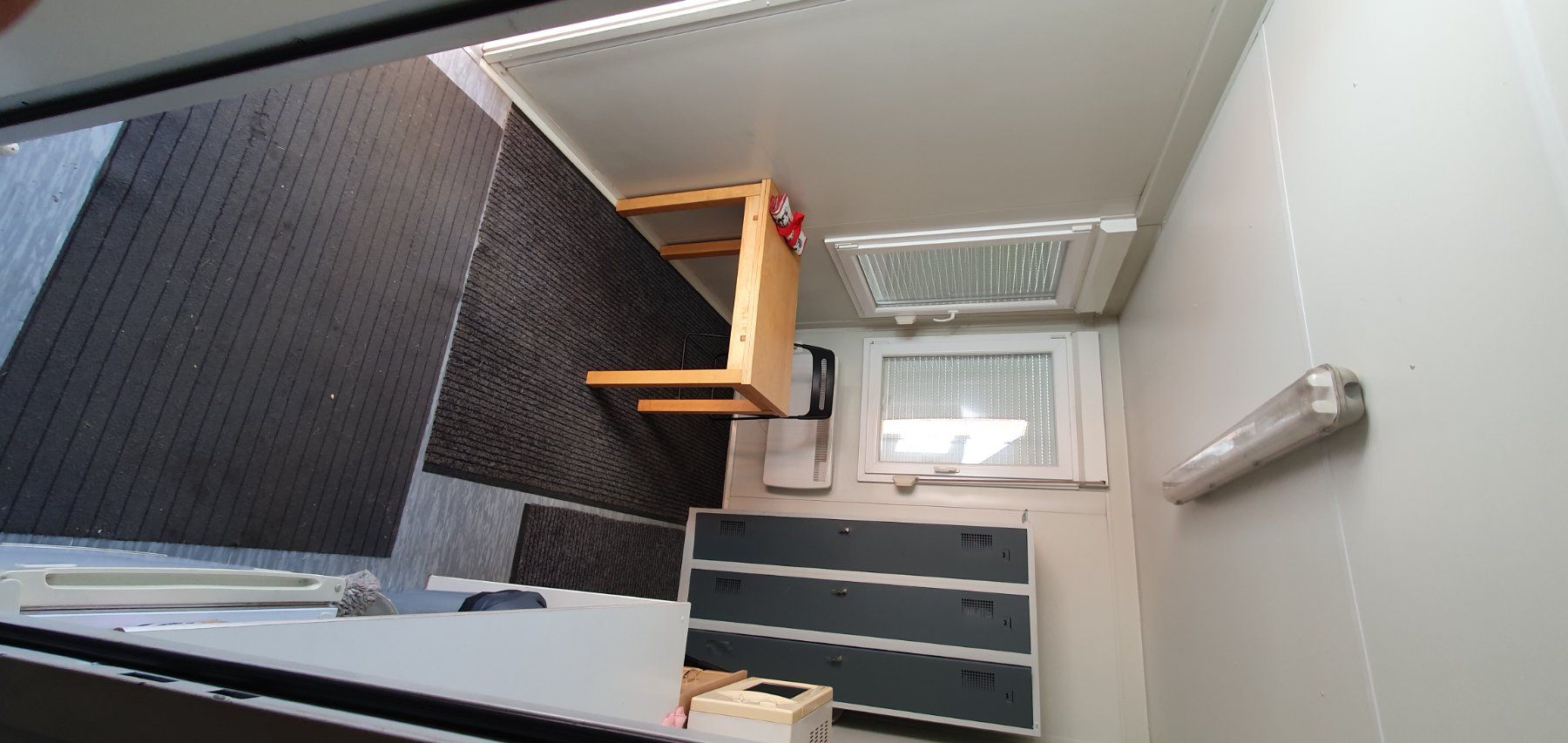 Conteneurs de construction: Wohn/Mannschaftscontainer – D'occasion à Villeret par hreichen 4