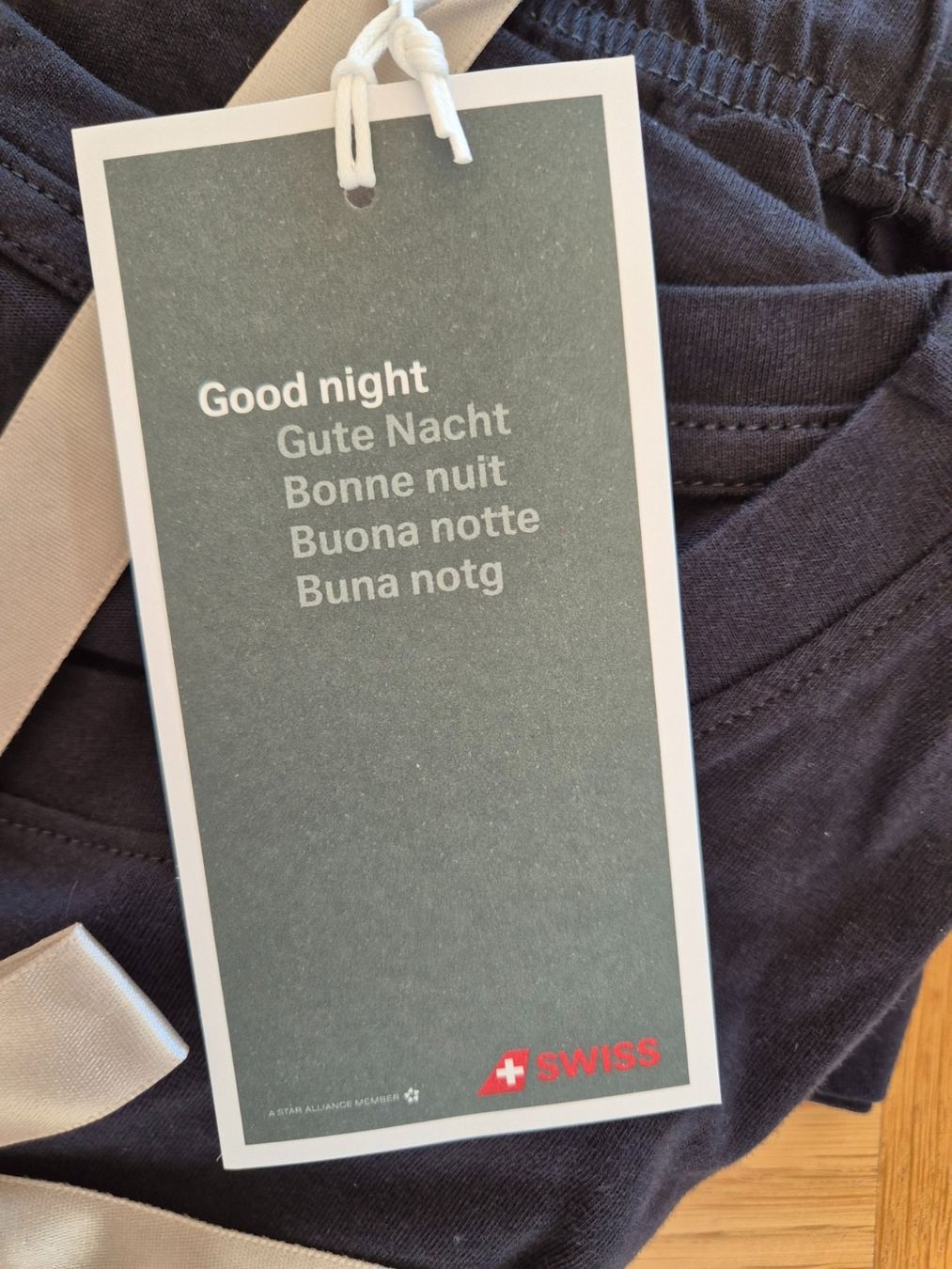 Zimmerli Pyjamas: Swiss First Class Pyjama Grösse M – Neu und originalverpackt aus Zürich von thomastbbauer 2