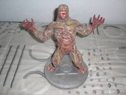 Statuette: DOOM Hellknight resin-statue 26cm ltd 1400 First 4 Figures – Usato da Oberentfelden venduto da FiguresAndGamesPlace 2