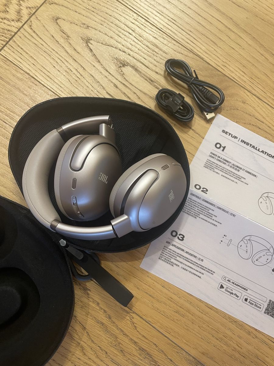 JBL Kopfhörer: JBL Tour one M3 Kopfhörer – Neu (gemäss Beschreibung) aus Küssnacht am Rigi von Ginger027