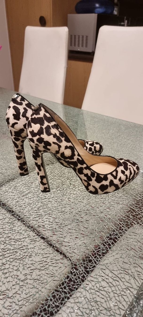 Guess Damenschuhe: Guess Gr. 40 – Gebraucht aus Luzern von Edii025 1