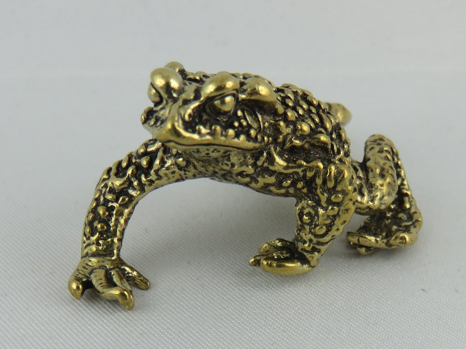 Statuette: KRÖTE - Messing Deko Figur - 5x3,5cm – Nuovo e nell'imballaggio originale da Grenchen venduto da Yamahwildstar16 1