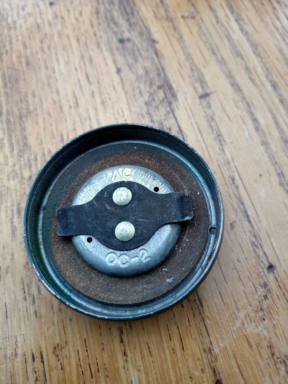 Sonstiges Fahrzeugzubehör: Vintage Original Tankdeckel Oldtimer AC England OC-2 – Gebraucht aus Flamatt von Marpou 1