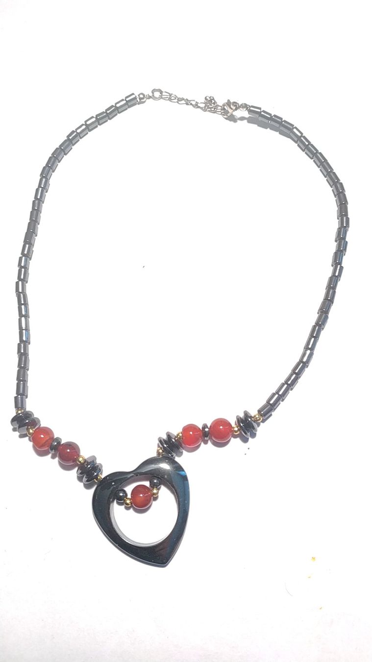 Catenine: Hämatit Herz Kette 42cm – Nuovo e nell'imballaggio originale da Münchenbuchsee venduto da Daniel0133