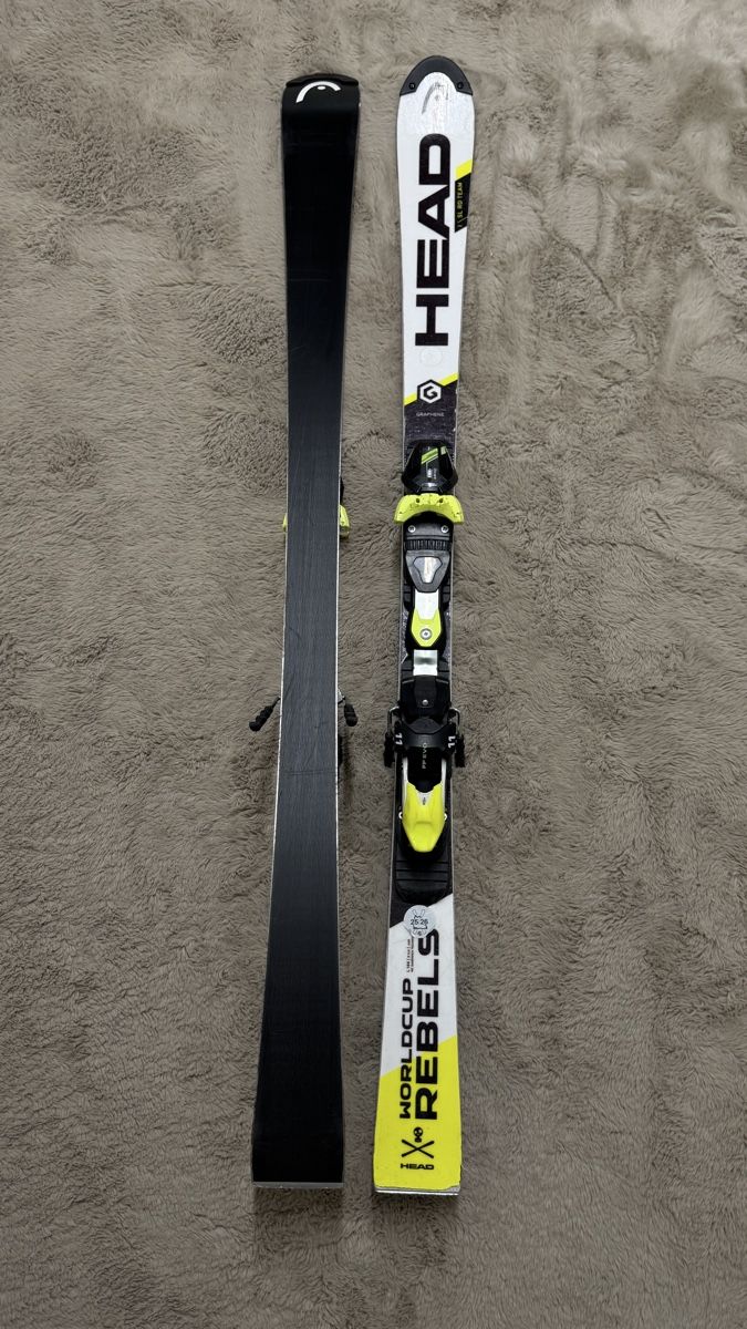 Head Sci: Head Worldcup Rebels Ski mit Bindung gebraucht 144 cm – Usato da Dietlikon venduto da Ajan.001 9