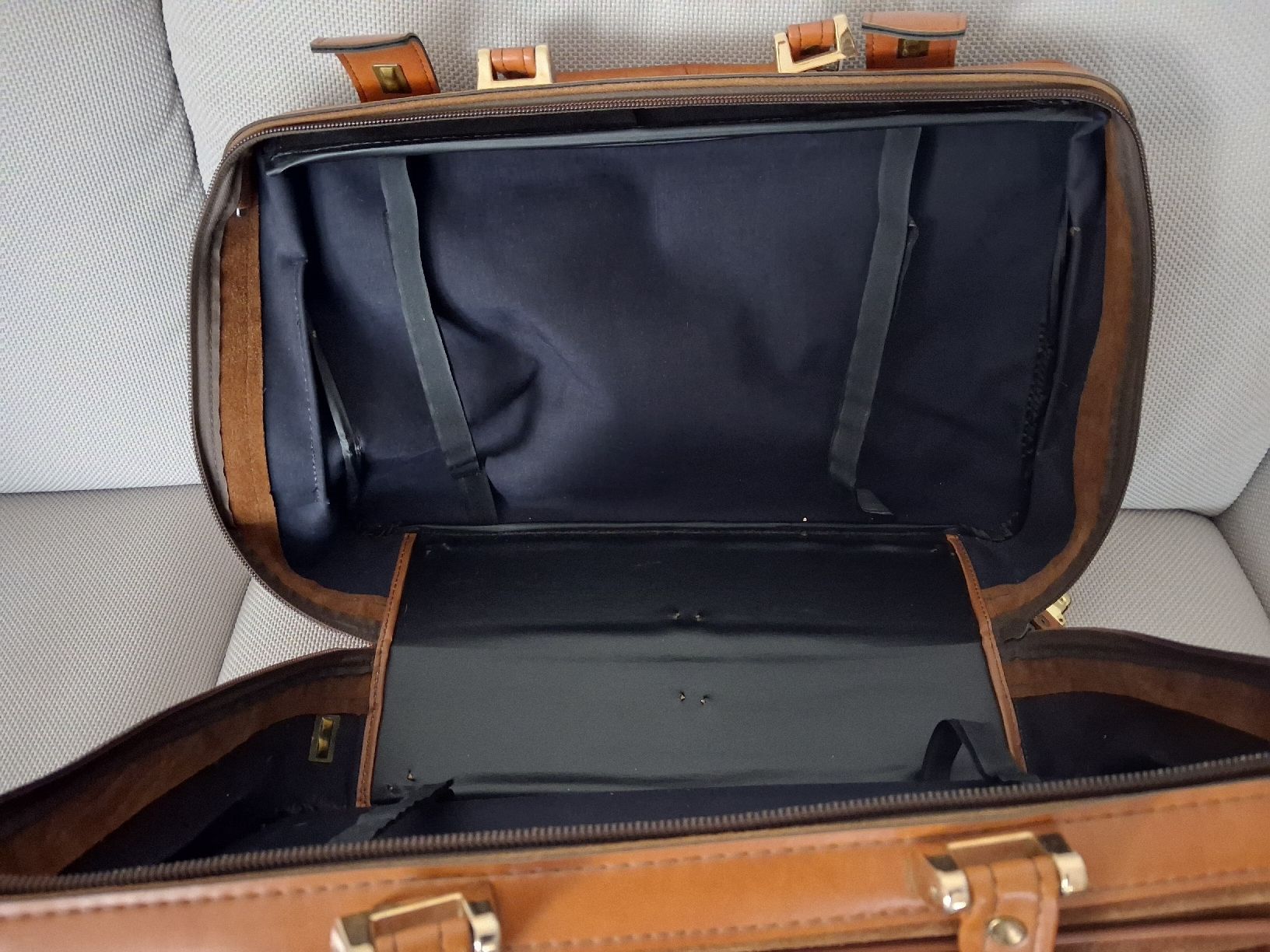 Borse: Borsa vintage – Usato da S. Antonio venduto da gio_lht8 5