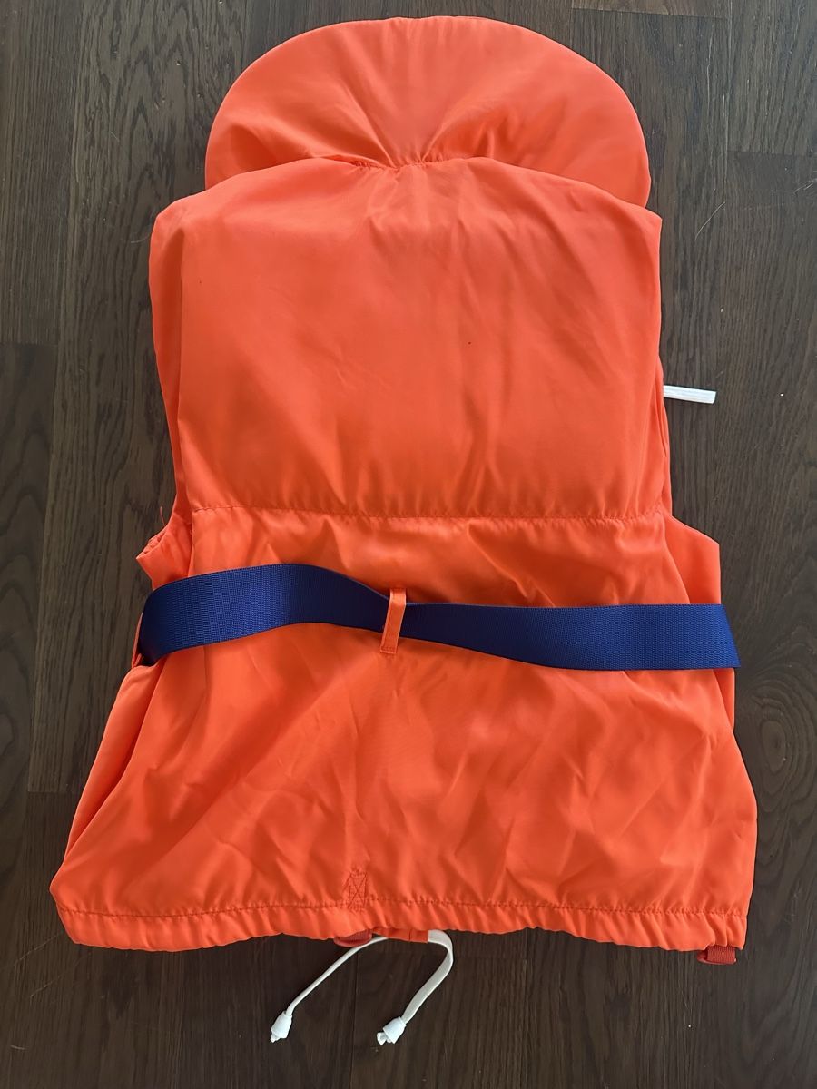 Helly Hansen Schwimmwesten: Rettungsweste Navigare - CL – Neu (gemäss Beschreibung) aus Wangen b. Olten von kellybundy31 1