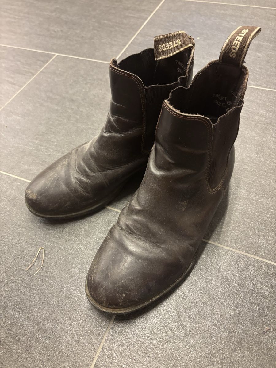 Chaussures garçon: Reit-Stiefeletten – D'occasion à Appenzell par Coco0