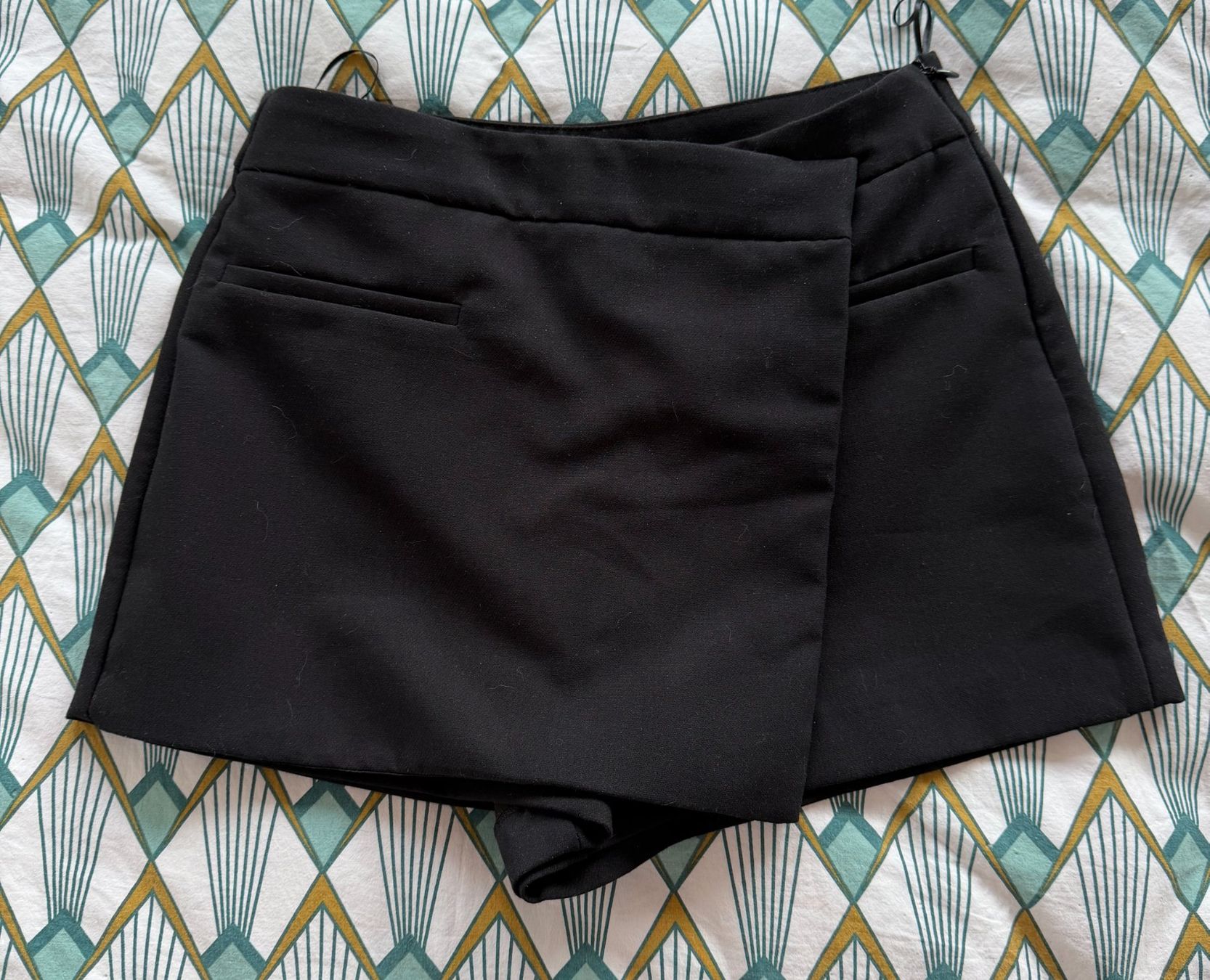 Zara Gonne: Jupe-short Zara – Nuovo (secondo la descrizione) da Grandvaux venduto da b_lucia_s