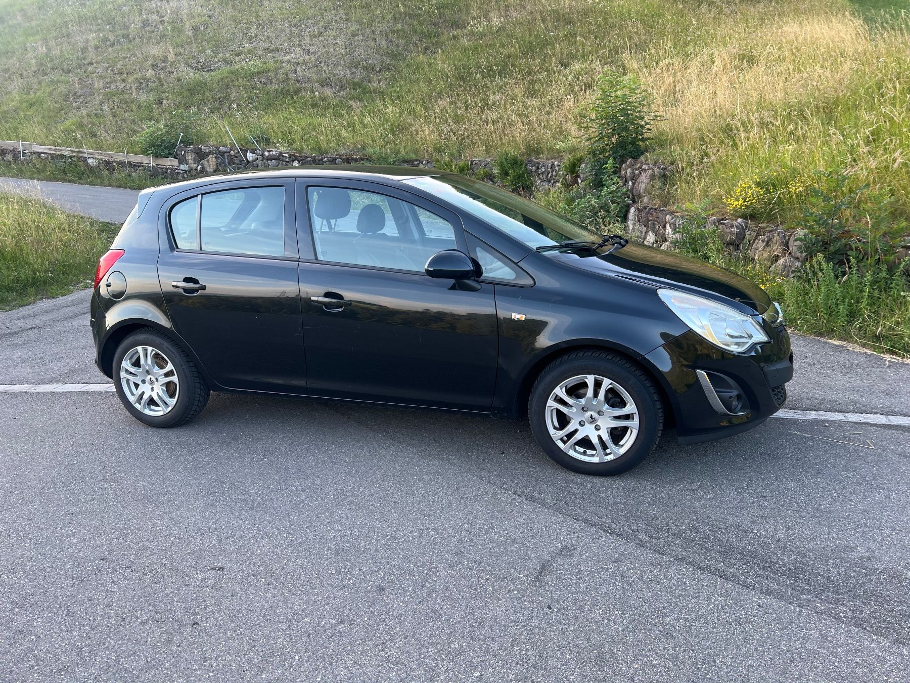 Opel Autos: Opel Corsa D 1.2 – D'occasion à Wald ZH par dav_zch2 1