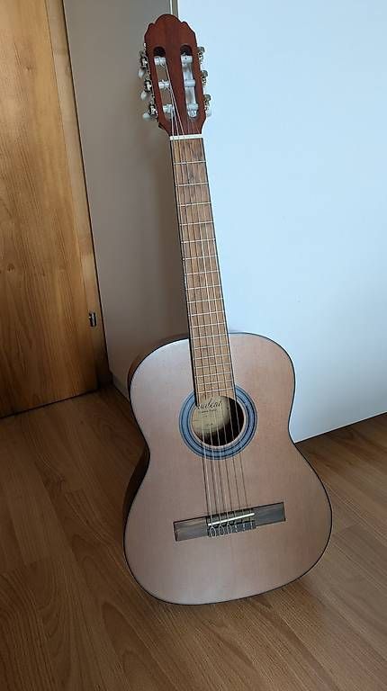 Strumenti musicali: Kindergitarre 1/2 – Usato da Schlosswil venduto da Gunner85