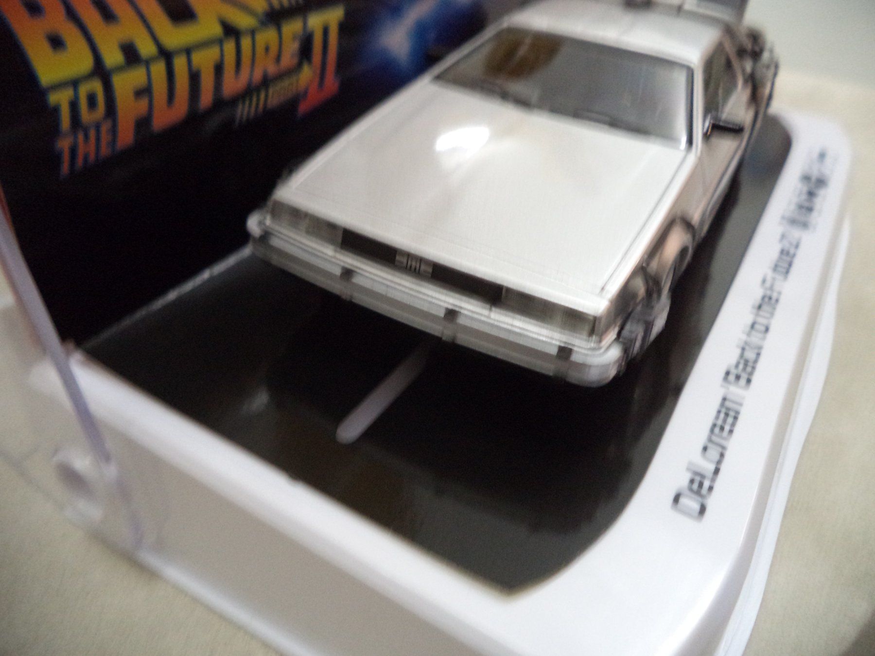Piste: 1:32 SCALETRIX Deloren Back to the Future 2 – Usato da Rieden AG venduto da Wirth03 1