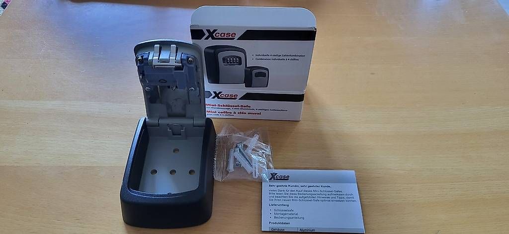 Cassapanche: Mini coffre 4 chiffres Xcase pour clé caché – Usato da Versoix venduto da Lc.1 1