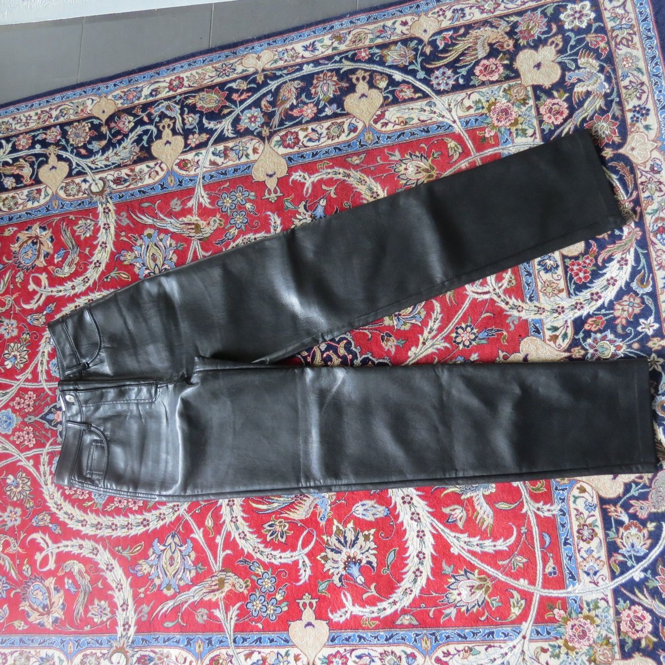 Pantaloni: Aritzia wilfred Lederhose Grösse 36 – Nuovo (secondo la descrizione) da Einsiedeln venduto da rotgypsy1969