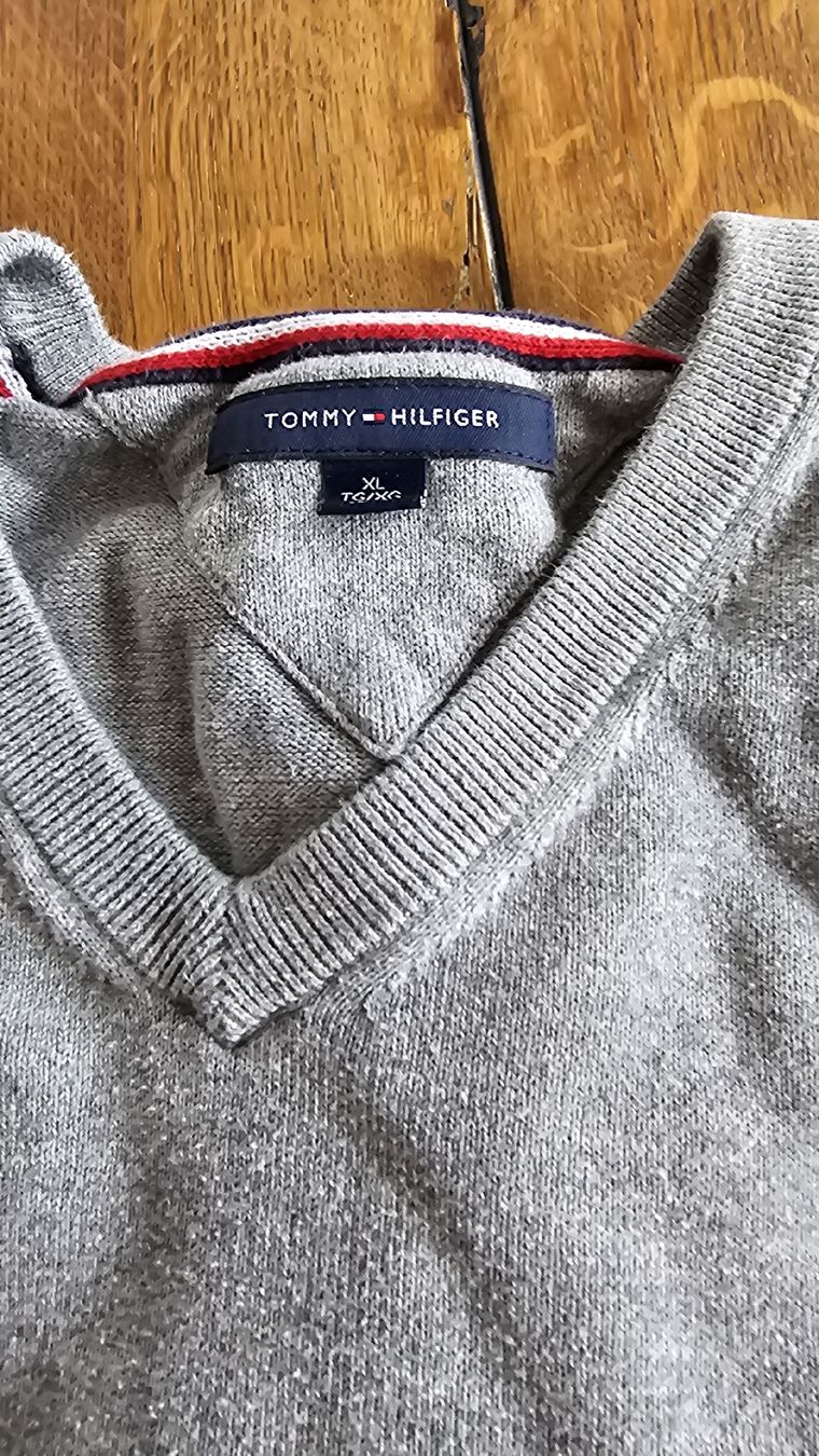 Tommy Hilfiger Maglioni & Felpe: Tommy Hilfiger Pullover, Gr. XL, Grau – Usato da Rothenburg venduto da Roeschu80 1