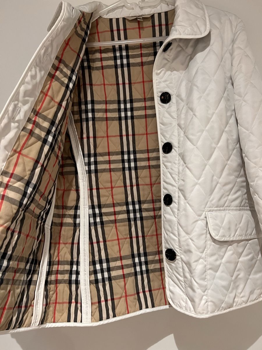 Burberry Giacche: Burberry Steppjacke weiss Gr S – Usato da schaan venduto da Ak9jg8 4