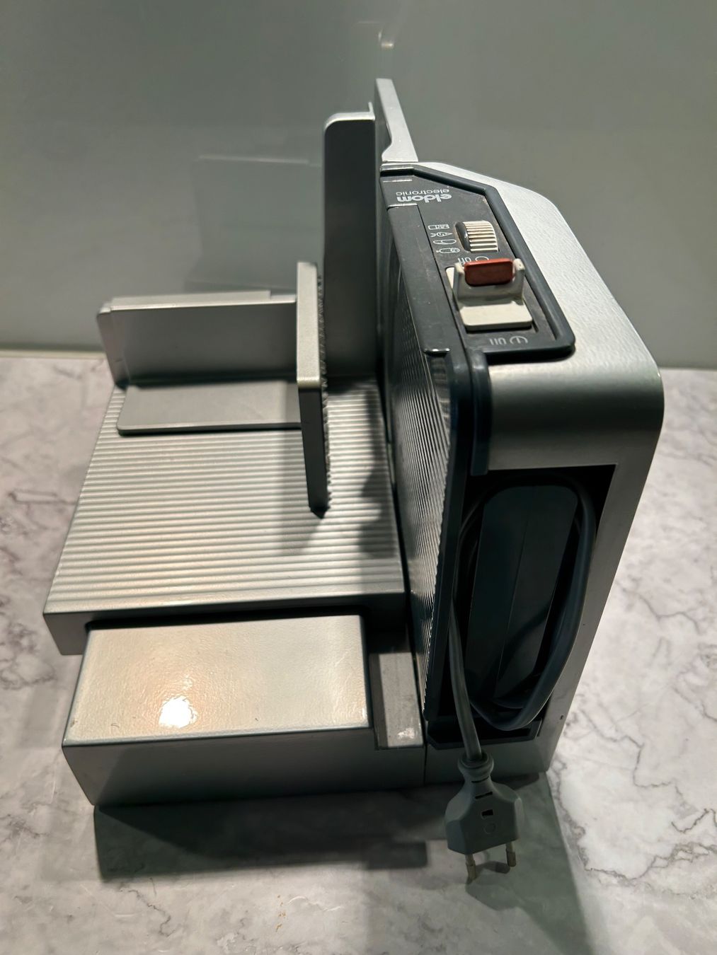 Appareils de cuisine: eldom electronic Schneidemaschine Brot Fleisch Käse Gemüse – D'occasion à Basel par toy_t8bb 3