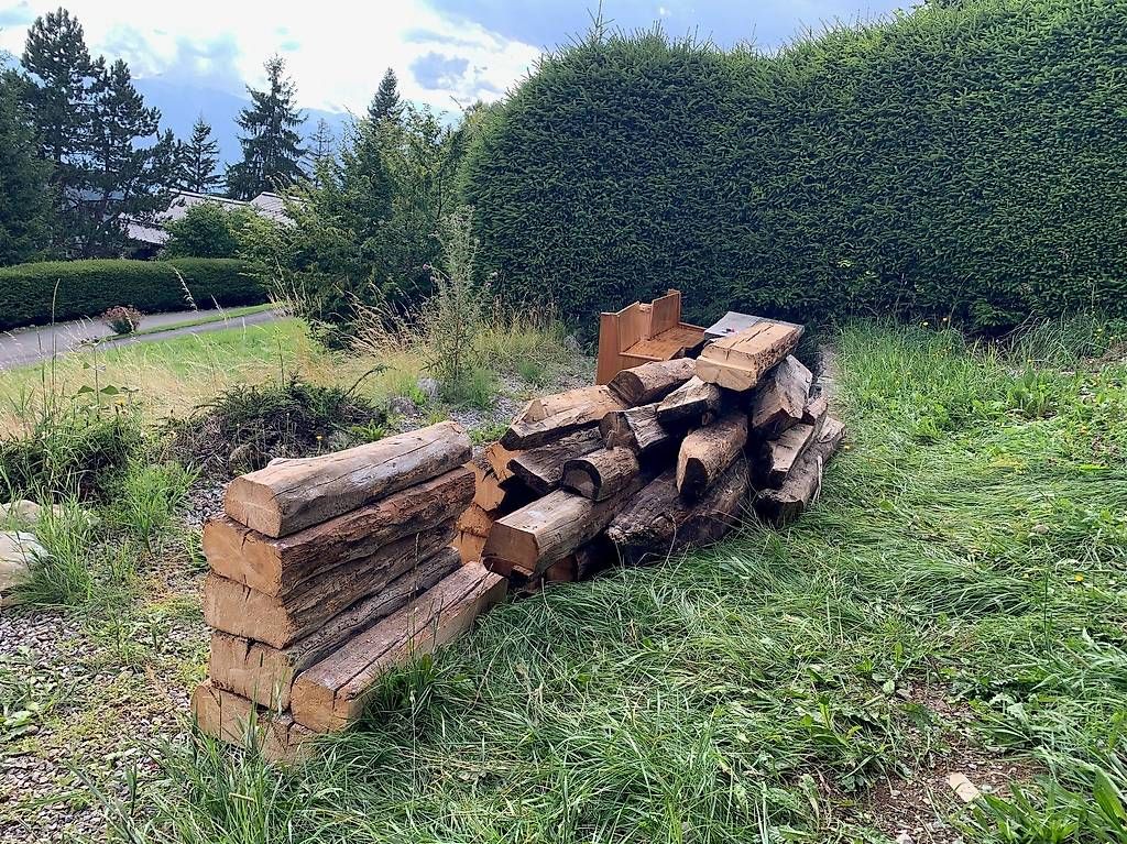 Articoli in legno: Madriers en vieux bois – Usato da Gryon venduto da Fabmajo 4