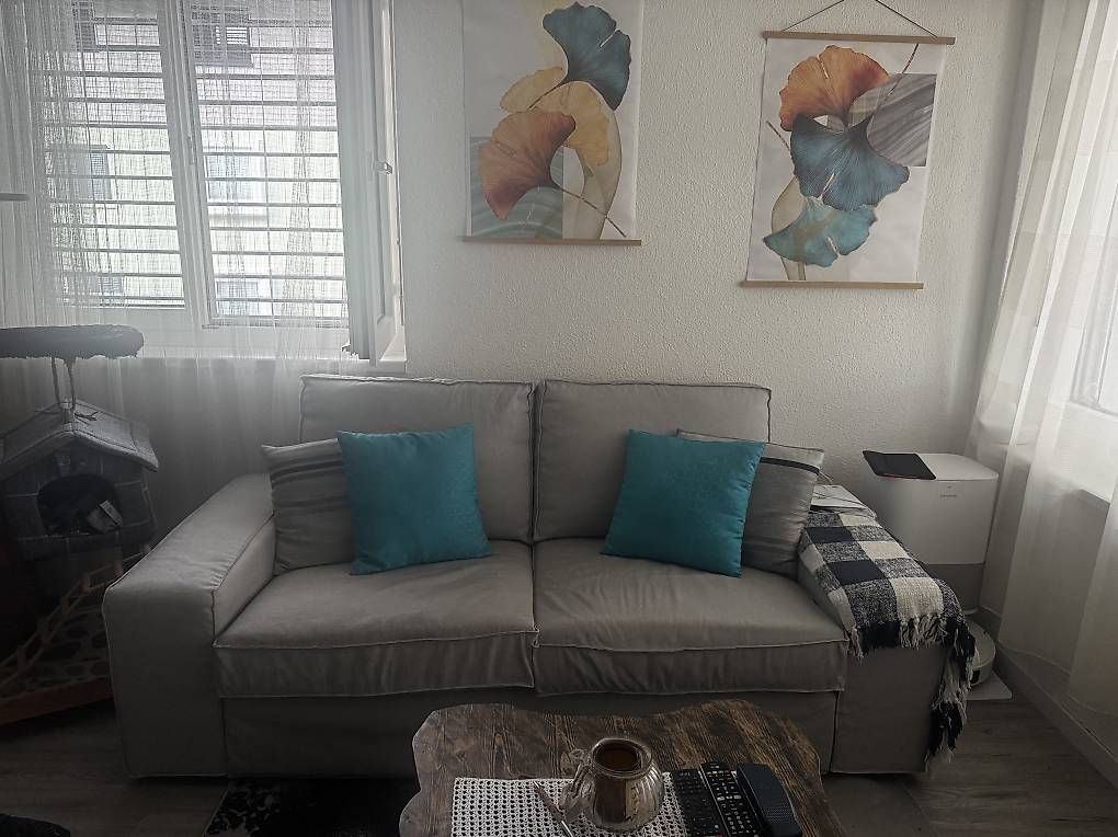 Ikea Sofas: Sofa Ikea hellgrau – D'occasion à Buttikon SZ par susi23