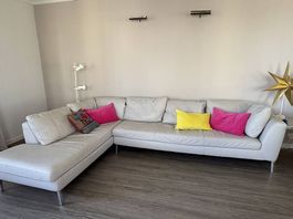 Pfister Echt Leder Couch Weiss zu verschenken 