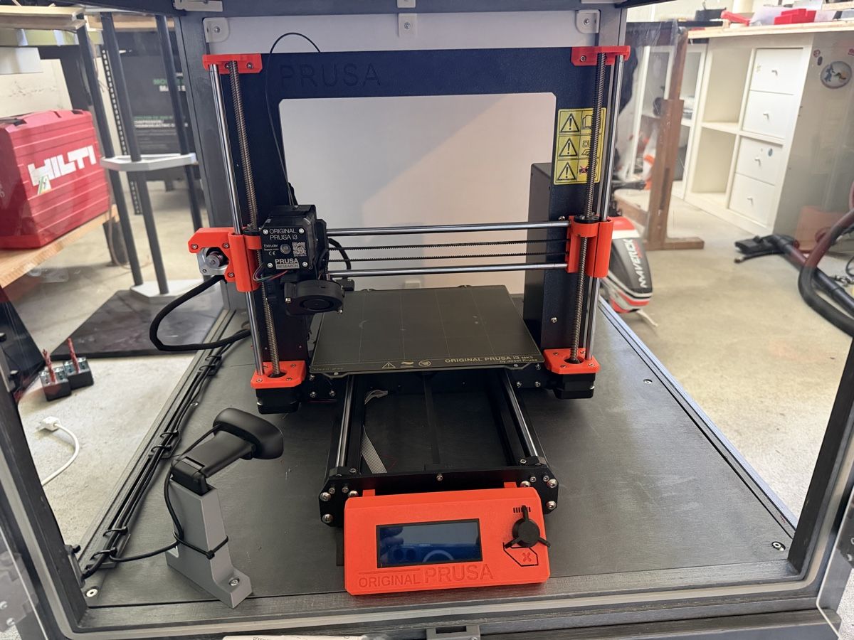 Prusa Stampanti 3D: Prusa i3 MK3S+ 3D-Drucker mit Raspberry Pi, Webcam & Gehäuse – Usato da Bauma venduto da RyMa 4