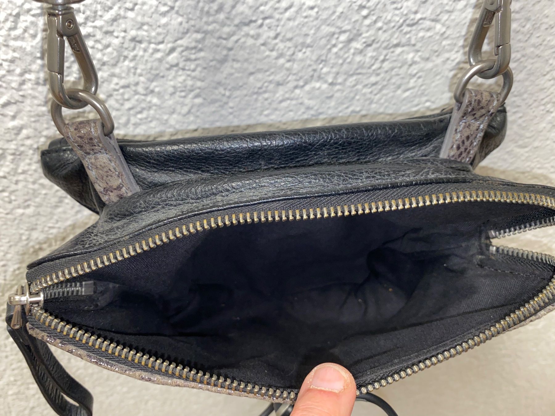 Liebeskind Taschen für Damen: Liebeskind Berlin Täschli klein – Gebraucht aus Langenthal von flower101 3