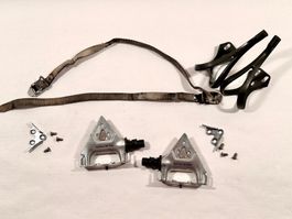SHIMANO 105 PD-1051 Pedalen Pedals inkl. Haken + Riemen