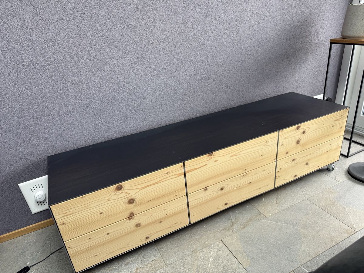 Cassettiere: Siedboard auf Rollen – Usato da Ostermundigen venduto da Schneehaesli08 5