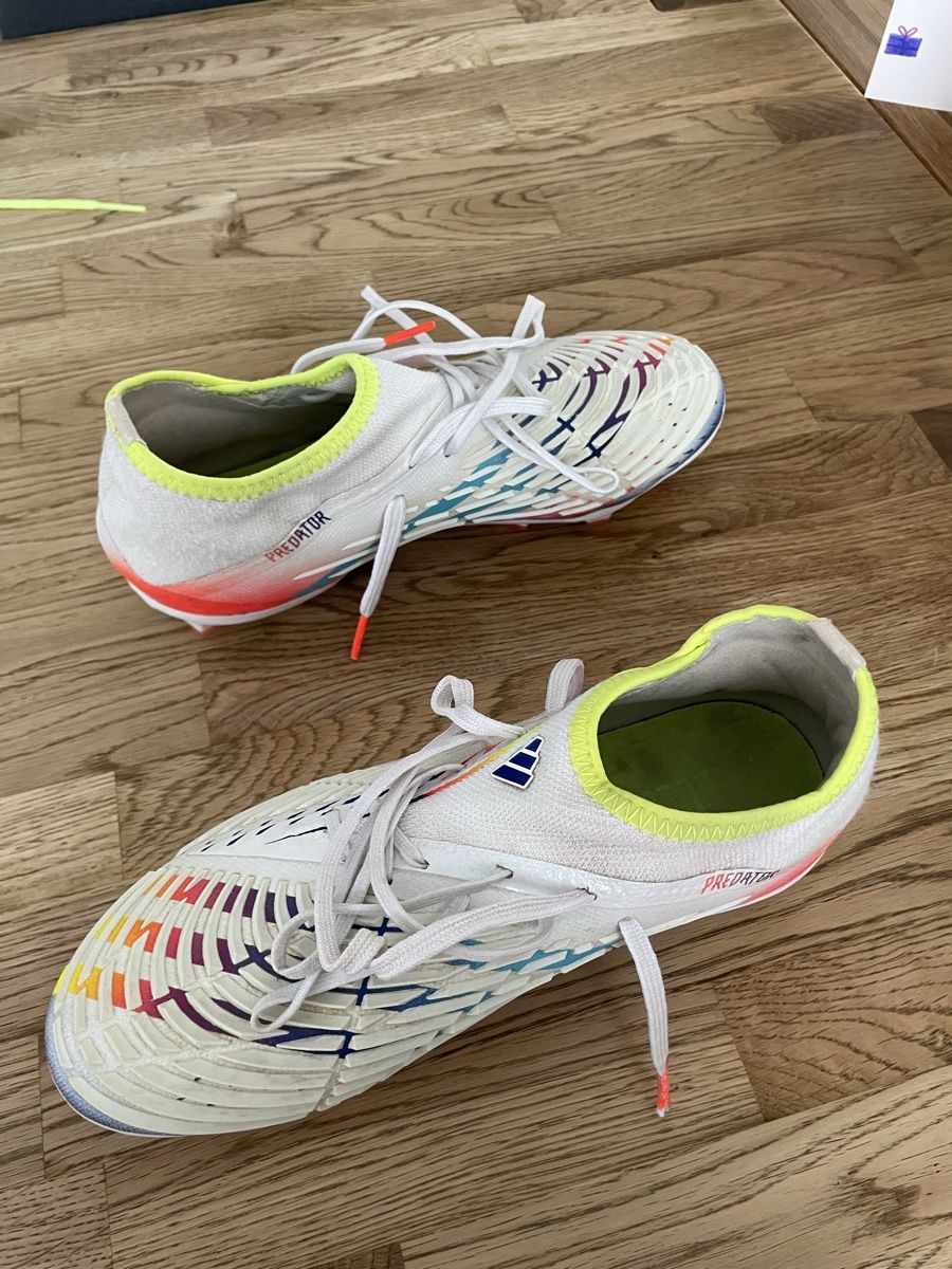 Chaussures hommes: Fussballschuhe – D'occasion à Glattfelden par Tunichtgut74 1