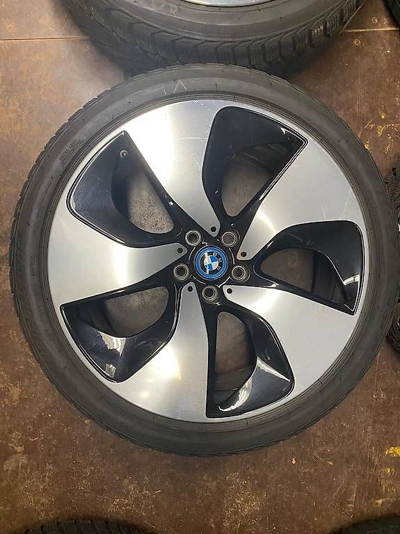 Pneumatici & Ruote complete: BMW I8 Kompletträder – Usato da Meisterschwanden venduto da marcog93 4