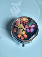 Tablettendose rund Schmetterling Motiv neuwertig