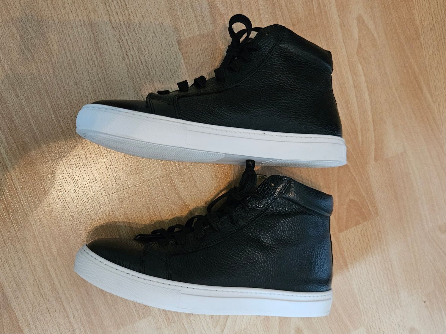 Scarpe da uomo: Leder Sneaker Schwarz – Nuovo (secondo la descrizione) da St. Gallen venduto da Demos86 1